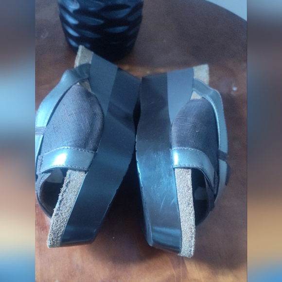 Naot Pixie Open Toe Wedge Sandal - Picture 6 of 7